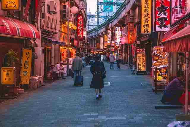 蘑菇视频iOS(2025):优质指南与性能深挖